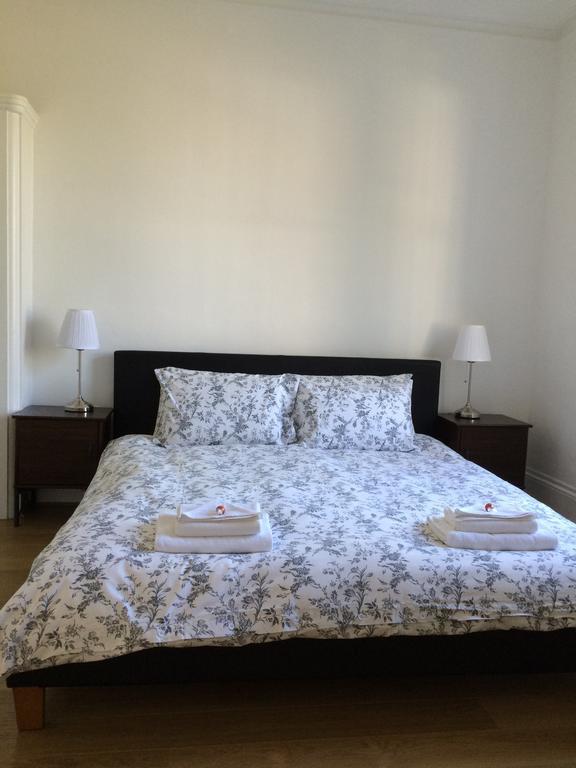 Kensington Apartments Ричмънд Стая снимка