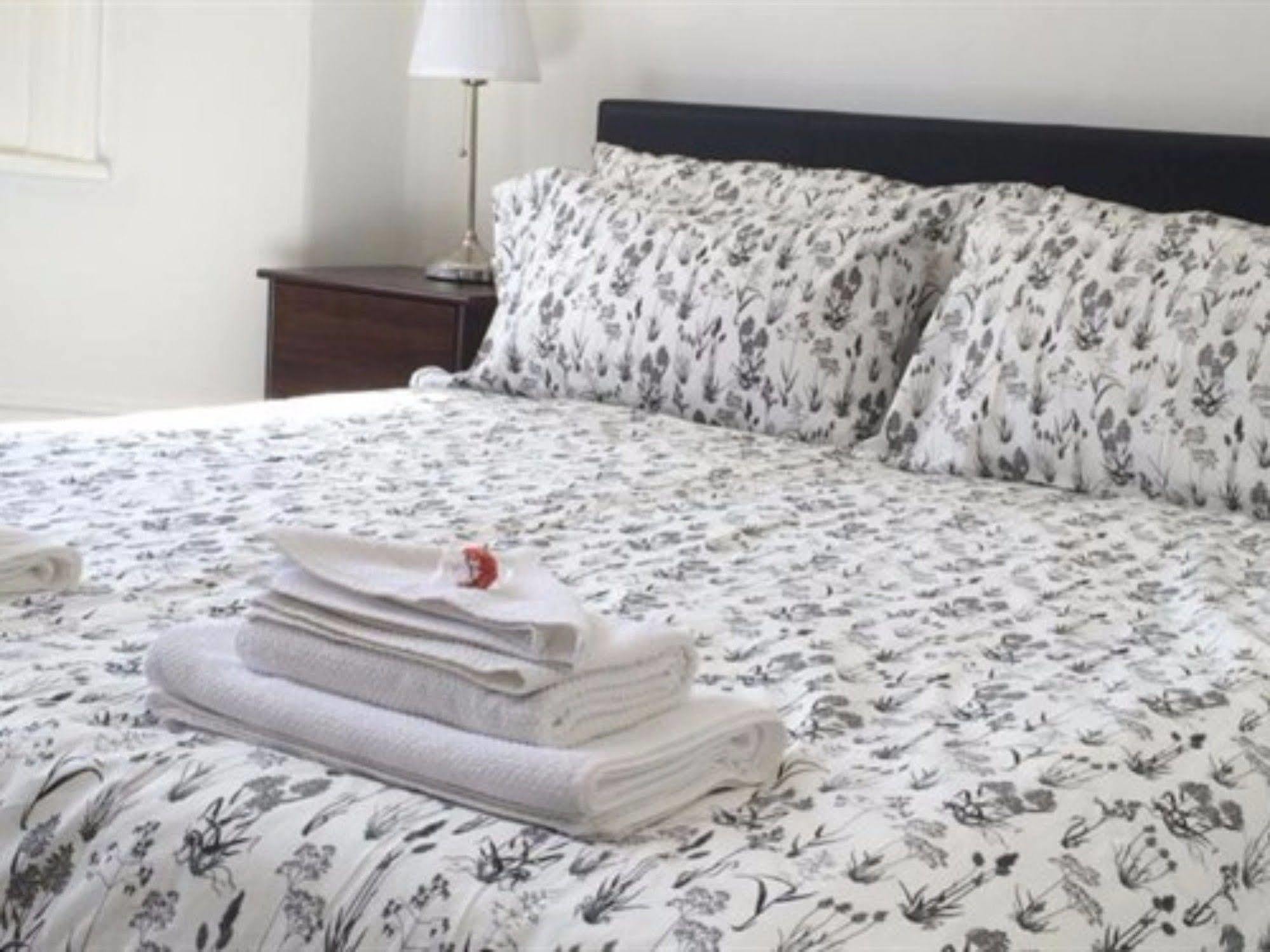 Kensington Apartments Ричмънд Екстериор снимка