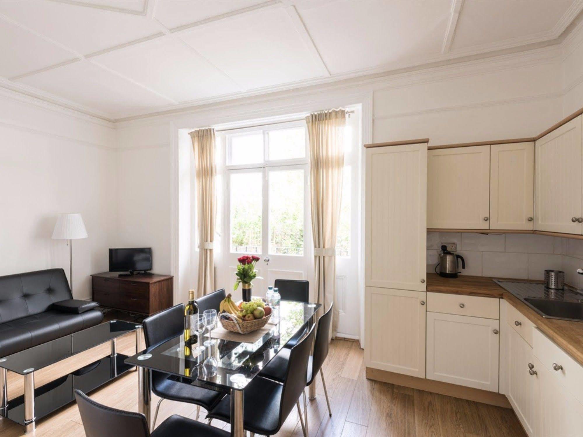 Kensington Apartments Ричмънд Екстериор снимка